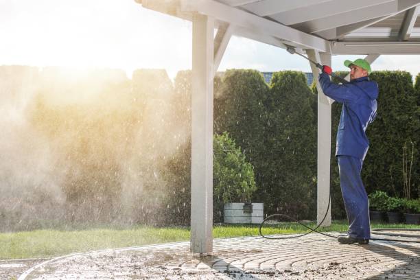 Best Pool Deck Cleaning  in Marshfield, MO